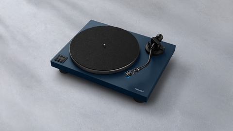 Technics SL-40CBTE-A s přenoskou Ortofon 2M-RED