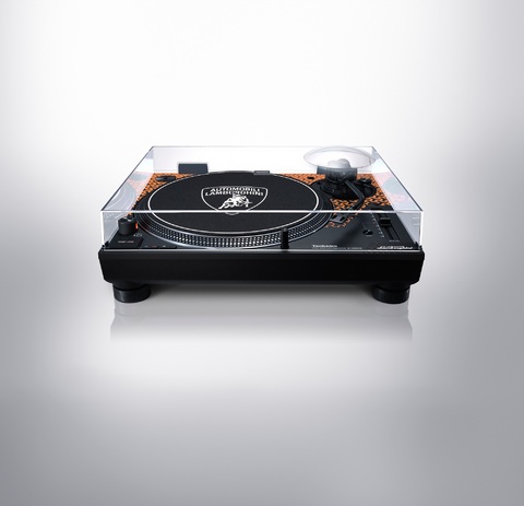 Technics SL-1200M7PED Lamborghini (limitovaná edice)